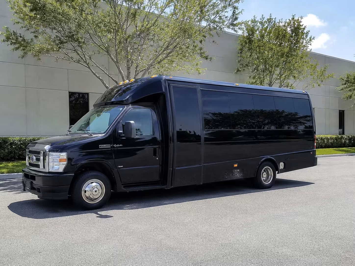 20 passenger minibus
