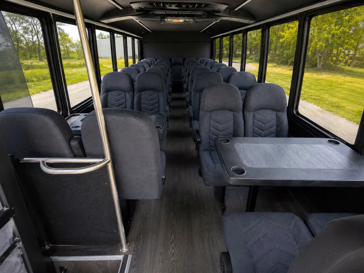 minibus rentals for bryan nature and outdoor field trips